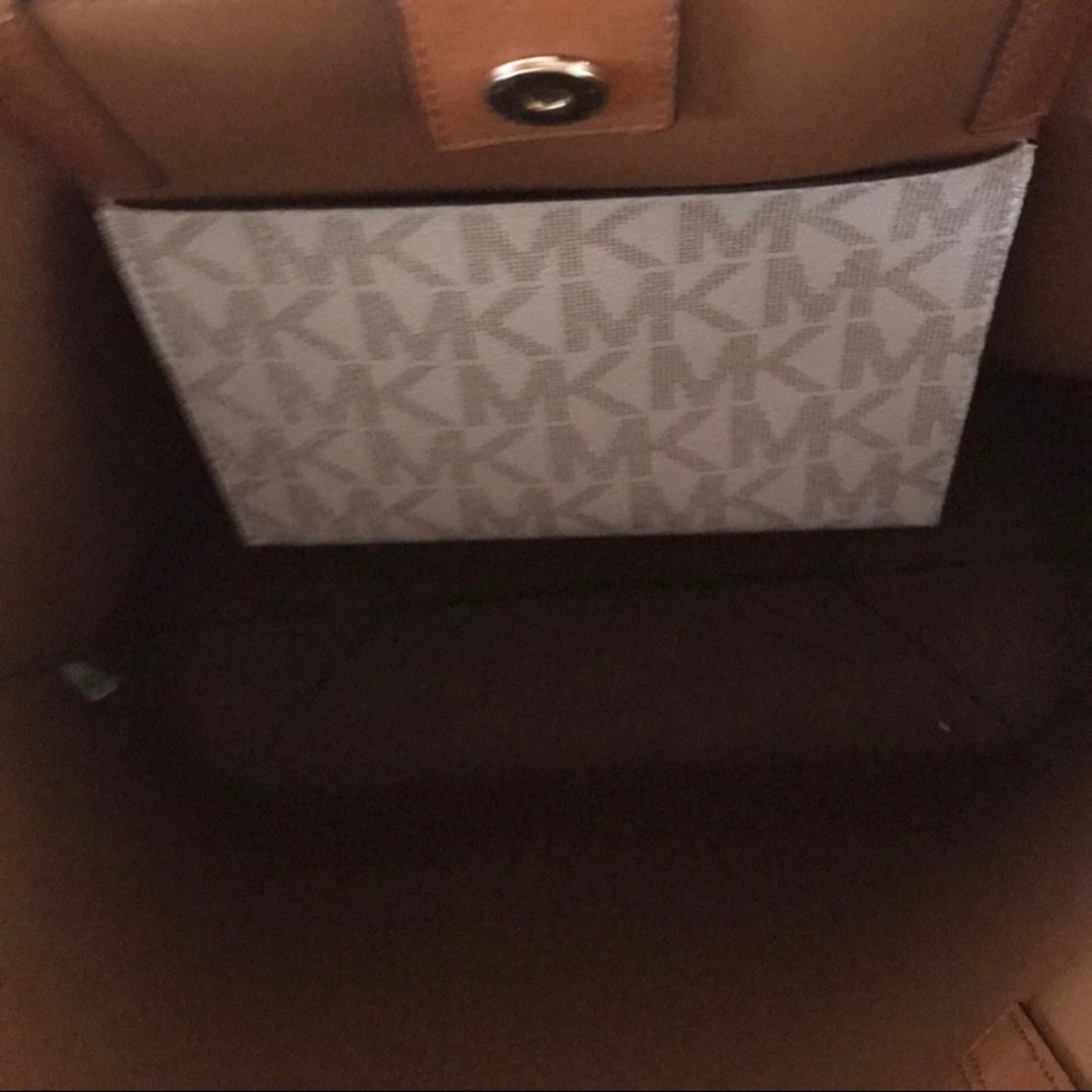 Michael Kors Tote